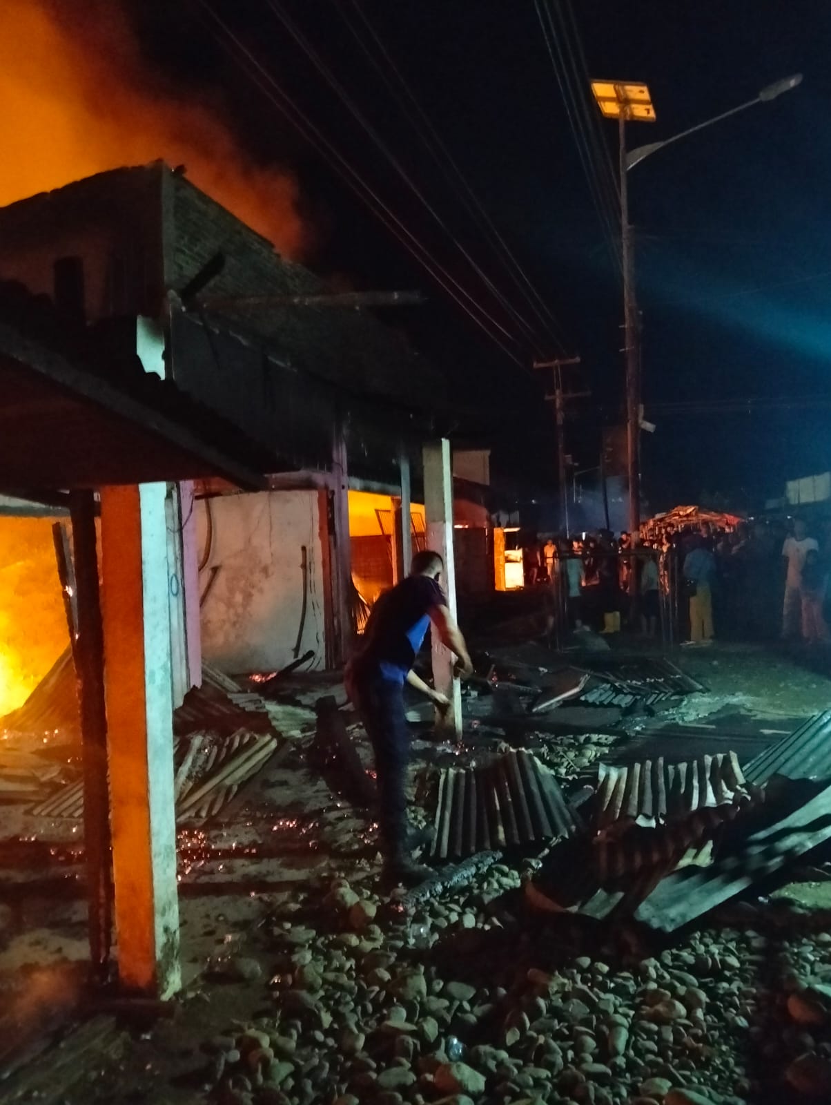 Ruko di Simpang Lagan Punggasan Utara Ludes Dilalap Si Jago Merah